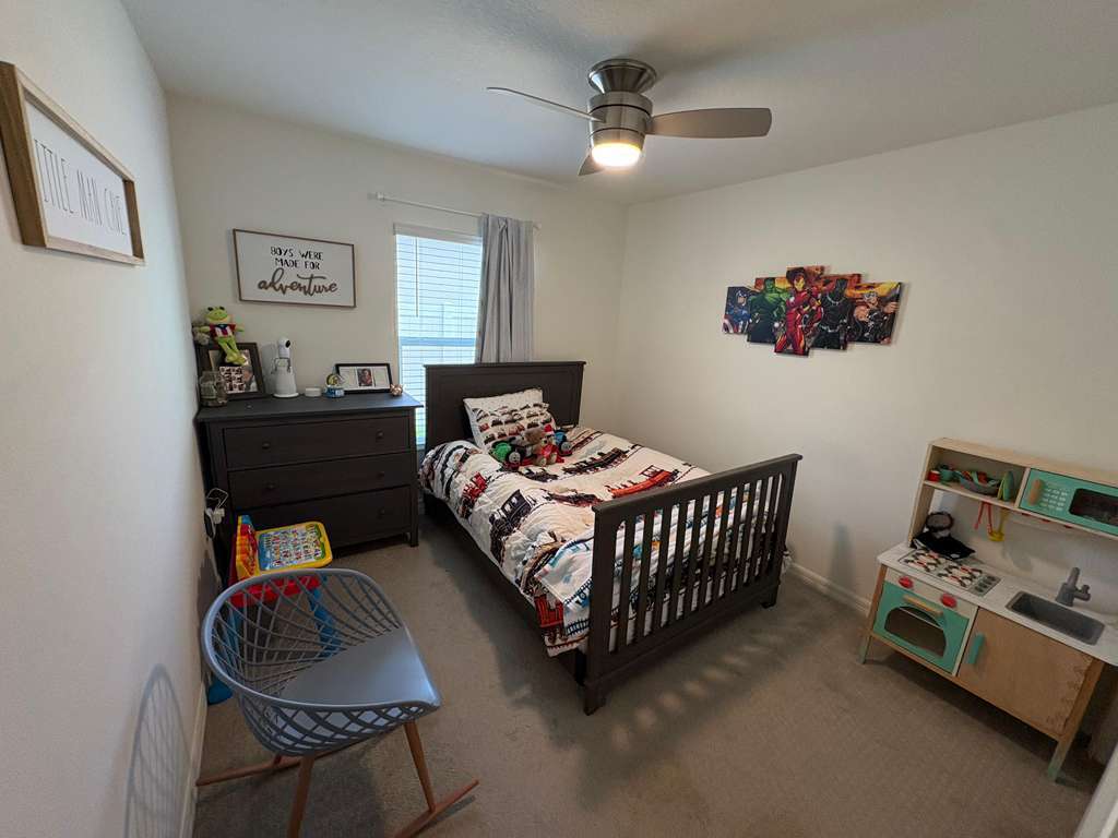 Building Photo - 433 Summer Grove Ln