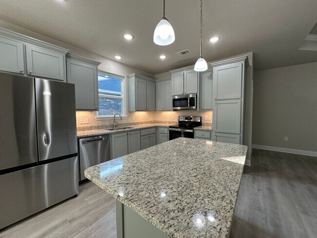 Building Photo - Discover the home of your dreams in the hi...