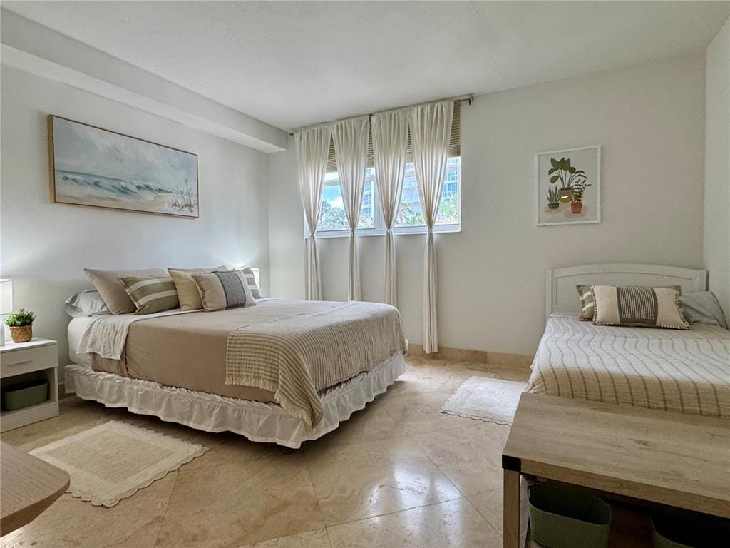 Building Photo - 3001 S Ocean Dr