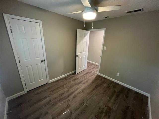Building Photo - 12904 Mitchell Dr
