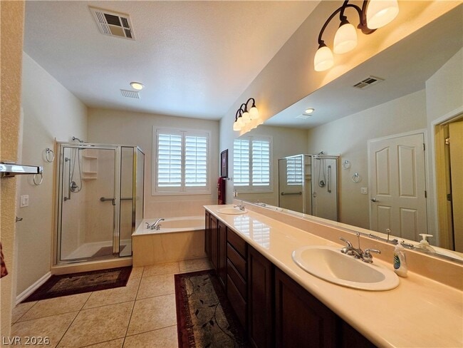 Building Photo - 2312 Perrysburg Dr