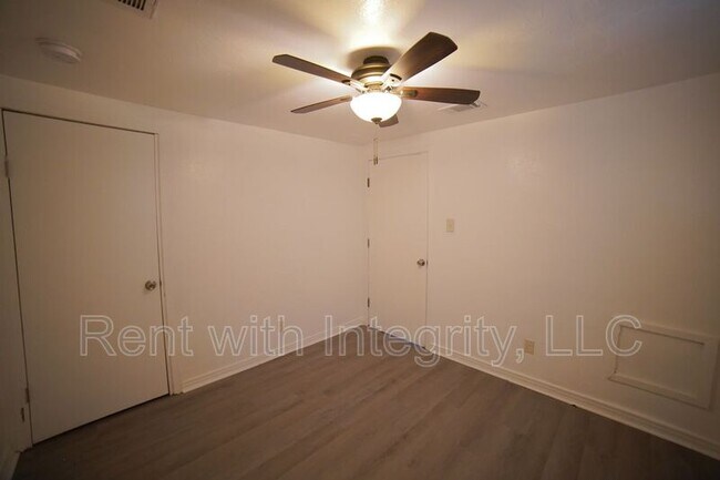 Building Photo - 1228 Alabama St