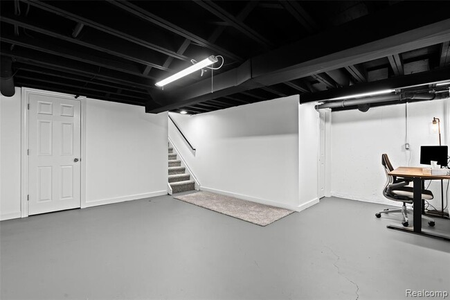 Building Photo - 2566 Harrington Rd