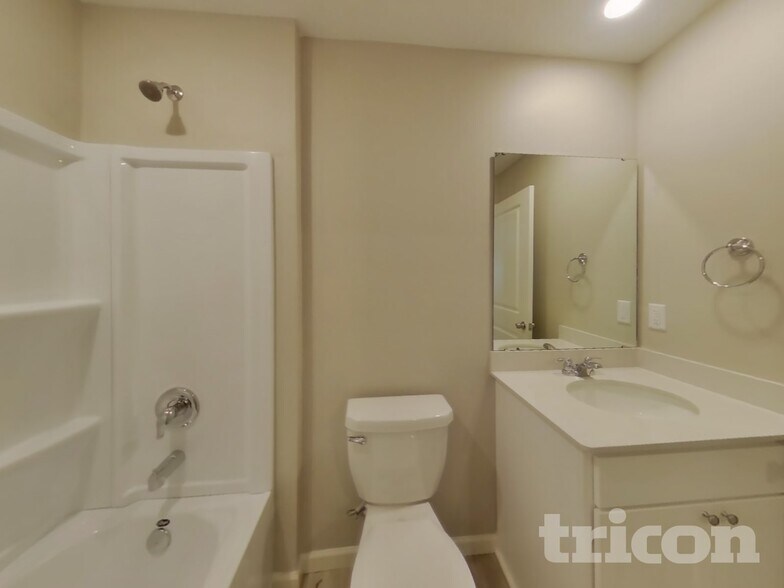 Building Photo - 2909 Grand Finale St