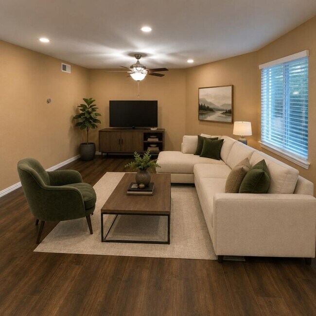 Building Photo - 2314 Bamboo Dr