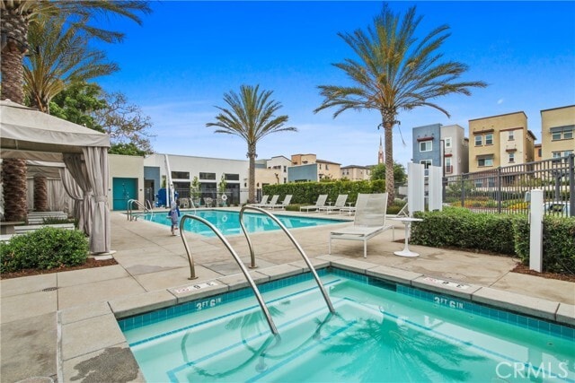 Building Photo - 660 Daniel Freeman Cir