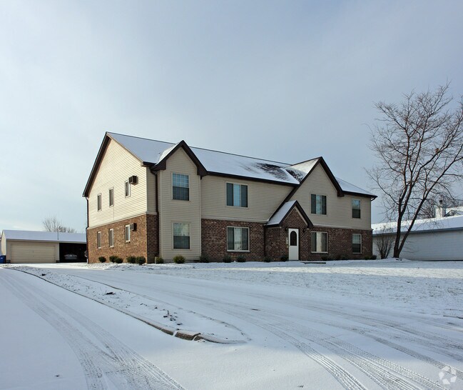 Primary Photo - 7485-7489 Huntington Dr
