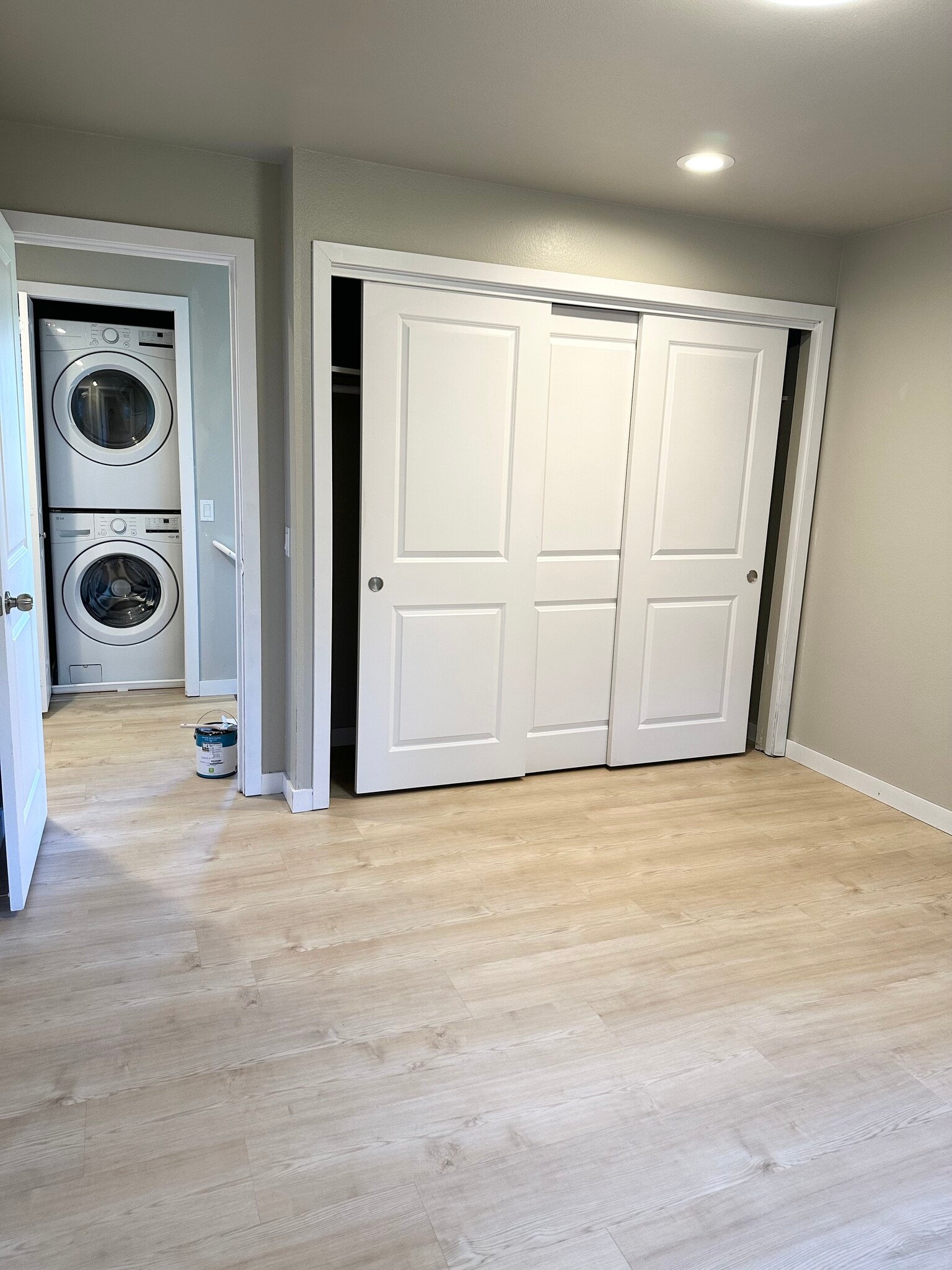 Building Photo - 12713 NE 83rd Ct