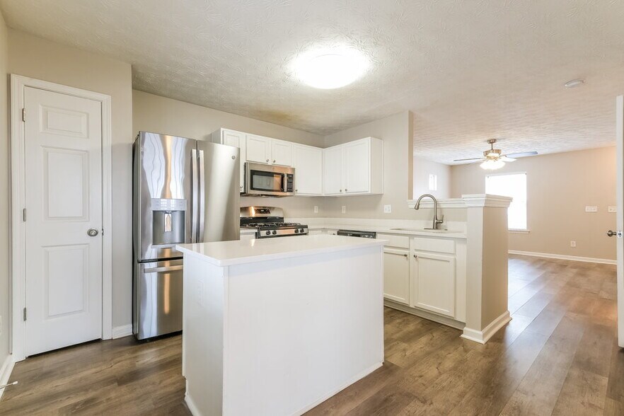 Building Photo - 134 Silver Fox Trail