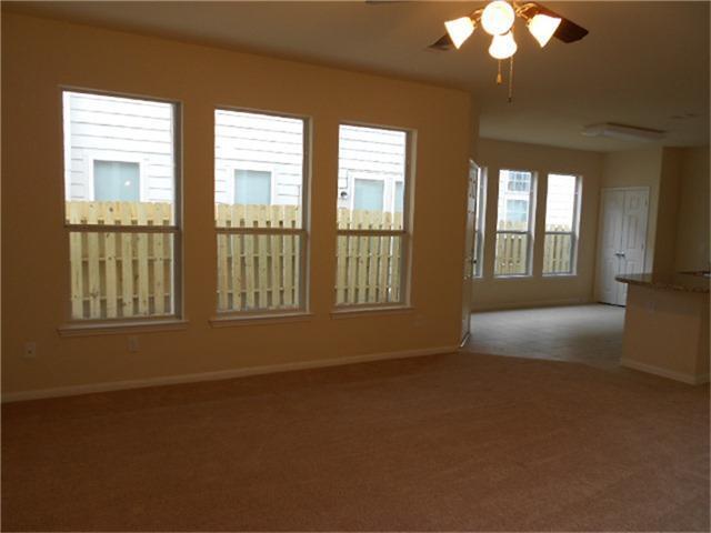Building Photo - 7522 Autumn Sun Dr