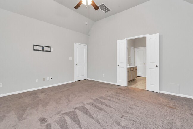 Building Photo - 4406 Low Meadow Ln