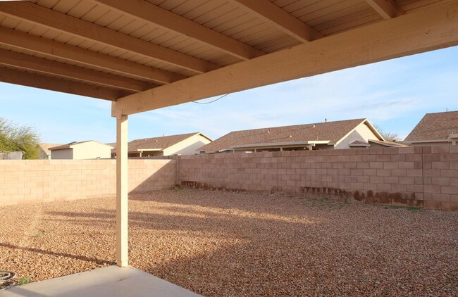 Building Photo - 8042 E Sundew Dr