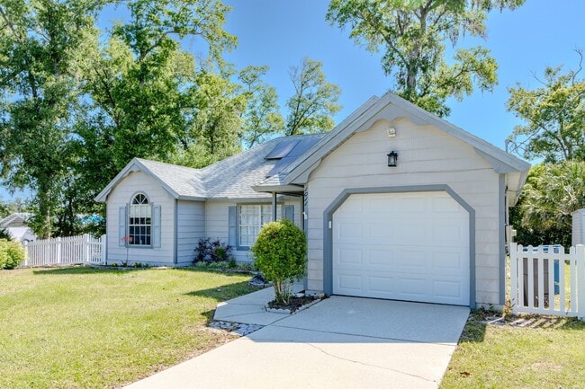 Building Photo - 1011 Shayler Ave