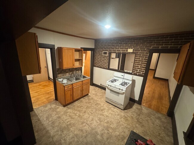 Primary Photo - 2628 W 3rd St