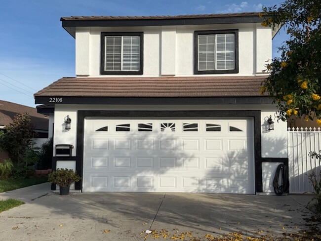 Building Photo - Renovated detached home in Hawaiian Gardens