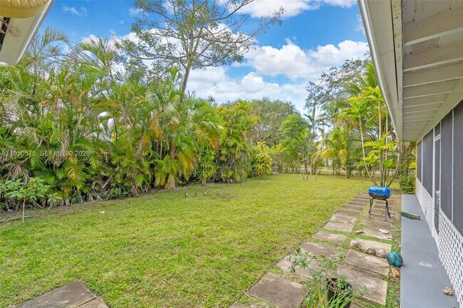 Building Photo - 781 NW 66th Ave