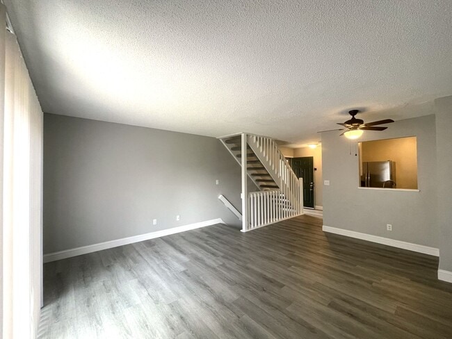 Building Photo - 1797 Bennigan Dr