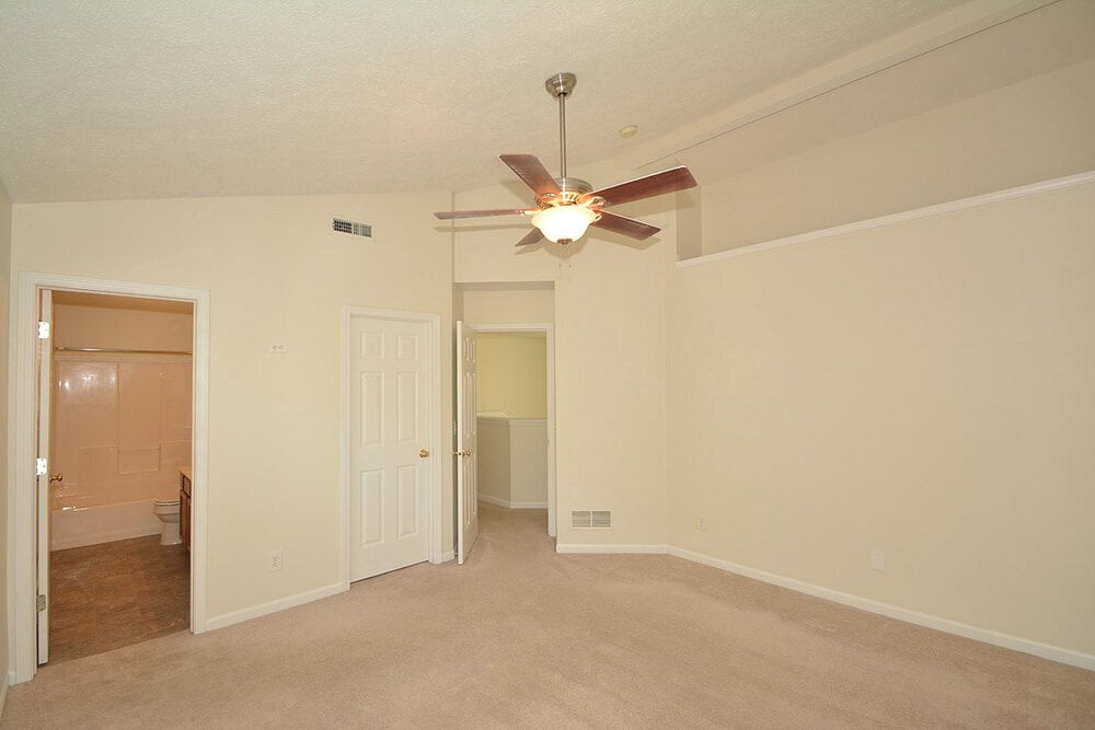 Building Photo - 3146 Crestwell Dr