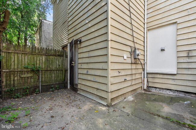 Building Photo - 3919 Arcadia St