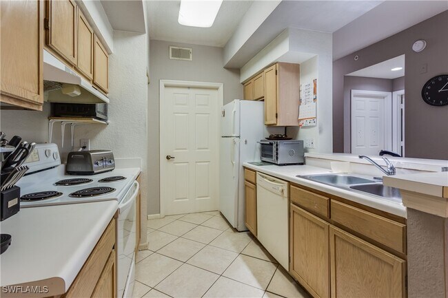 Building Photo - 4670 St Croix Ln