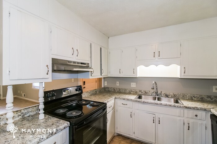 Building Photo - 60 Juliana Dr