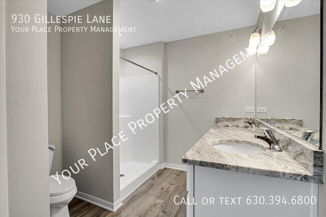 Building Photo - 930 Gillespie Ln