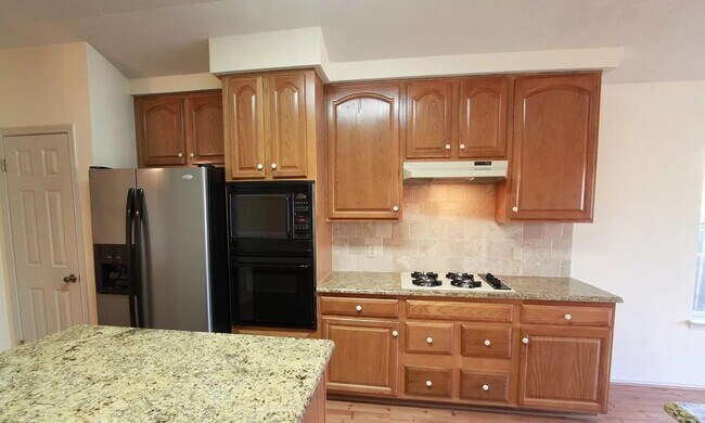 Kitchen 4 - 3312 Silk Oak Dr