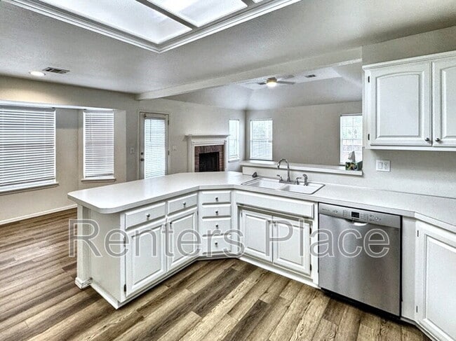 Building Photo - 3819 W Galveston Pl S