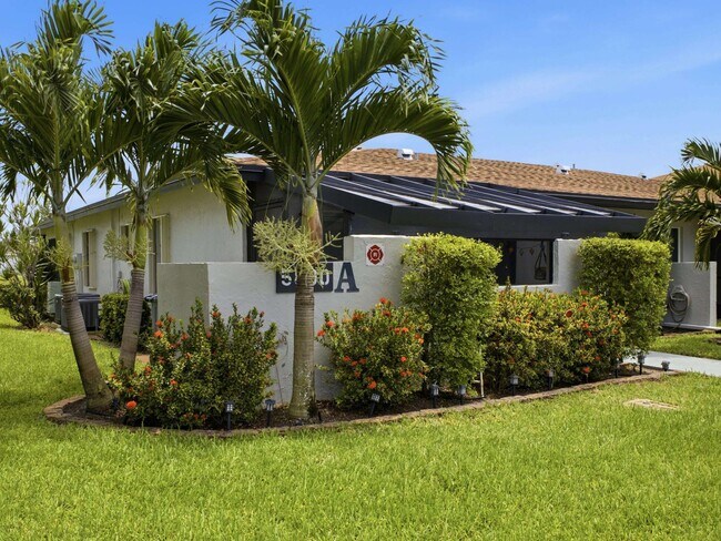 Building Photo - 5800 Princess Palm Ct