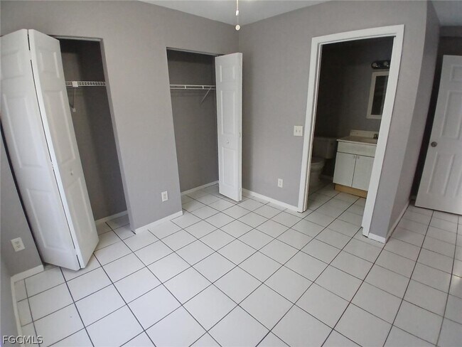 Building Photo - 3516 Dora St