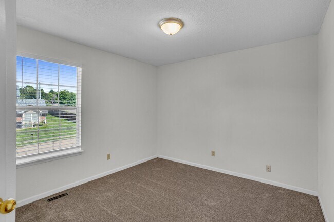 Building Photo - 4302-4304 Cheryl Ct.