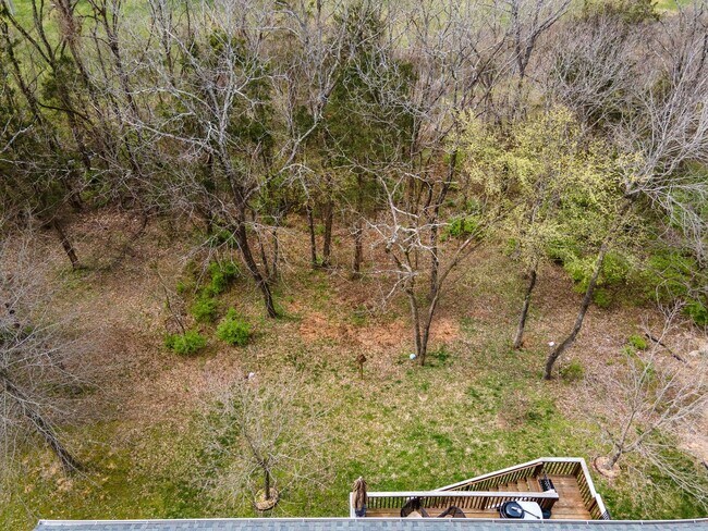 Building Photo - **UPDATED BRENTWOOD HOME THAT DOESN'T FEEL LIKE A RENTAL**