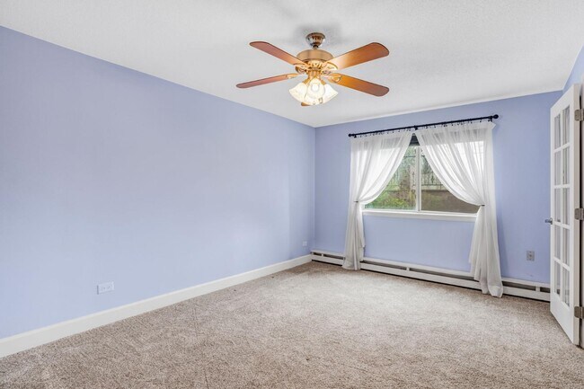 Building Photo - 650 S Clinton St