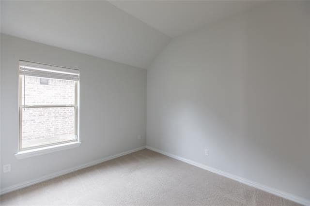 Building Photo - 2811 Willow Ln