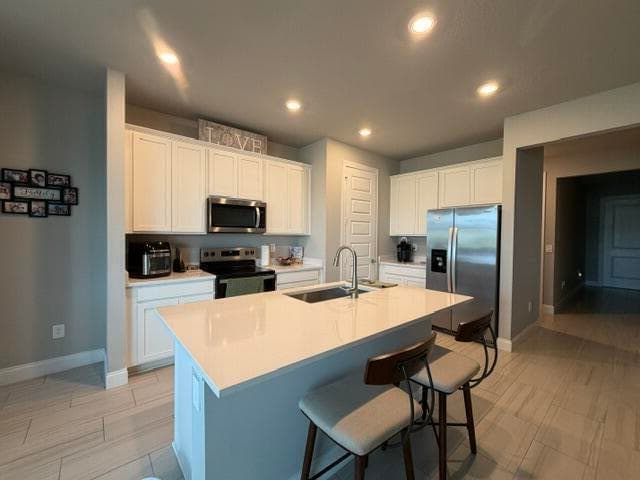 Building Photo - 9044 Dahlia Cir