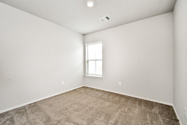 Building Photo - 7915 Meadow Cranesbill Ln