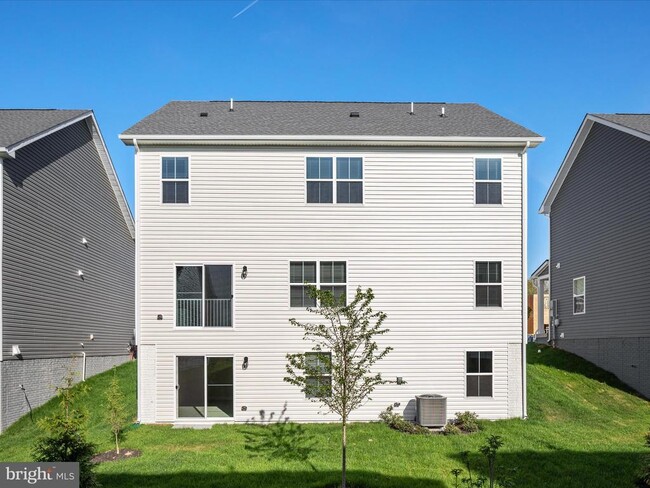 Building Photo - 115 Manasquan Wy