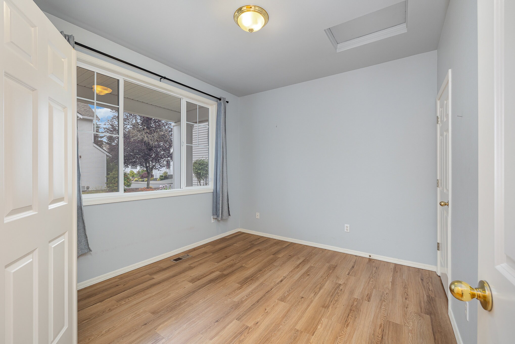 Building Photo - 4720 160th Pl SW