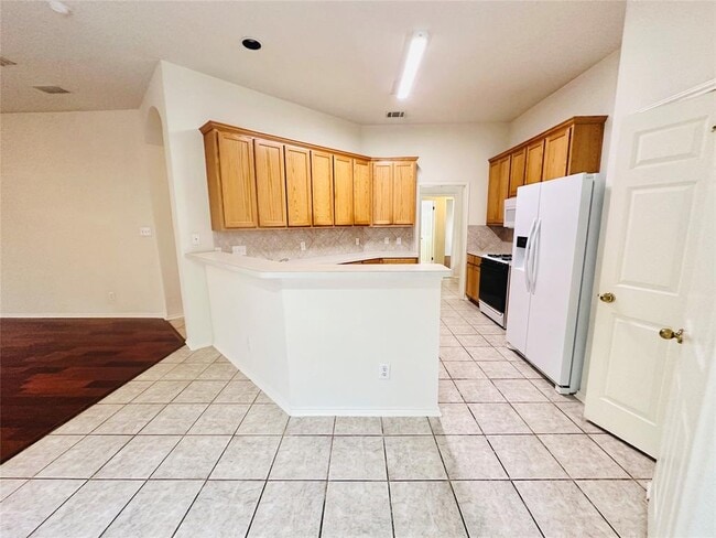 Building Photo - 1101 Hunter's Creek Dr