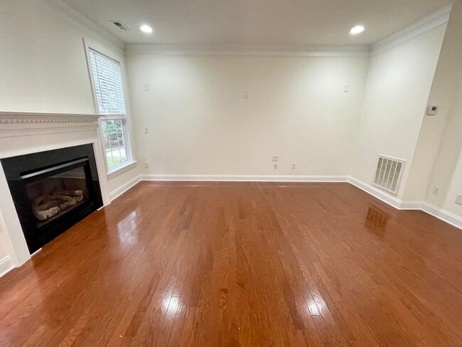 Building Photo - 9519 Dellbrook Ct