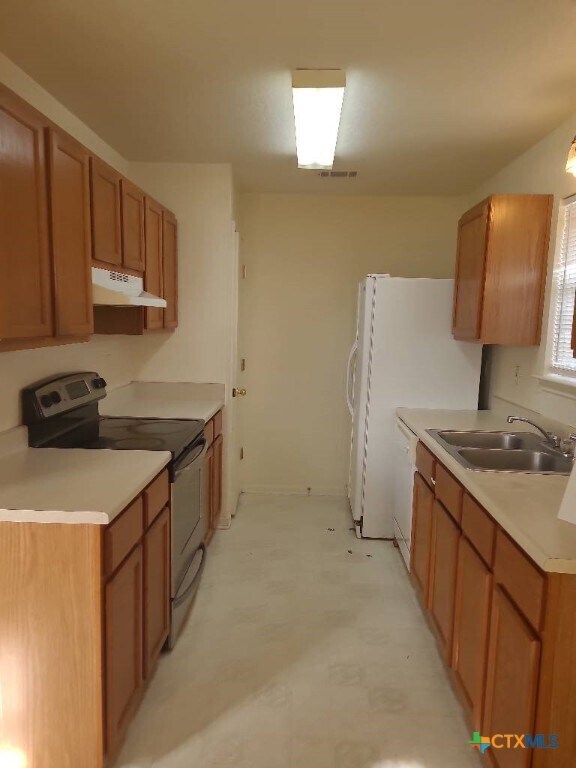 Building Photo - 2900 Southhill Dr