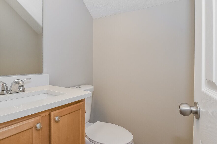 Building Photo - 214 Ben Ln