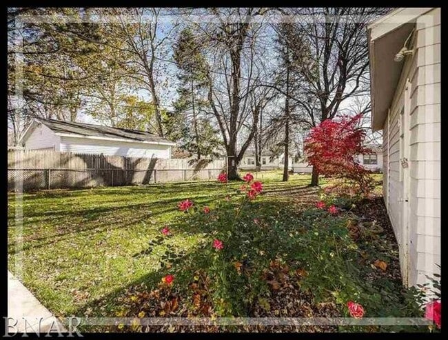 Building Photo - 3 Bd in Meadowbrook Subdivision