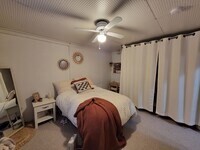 Building Photo - 604 W Seerley Blvd