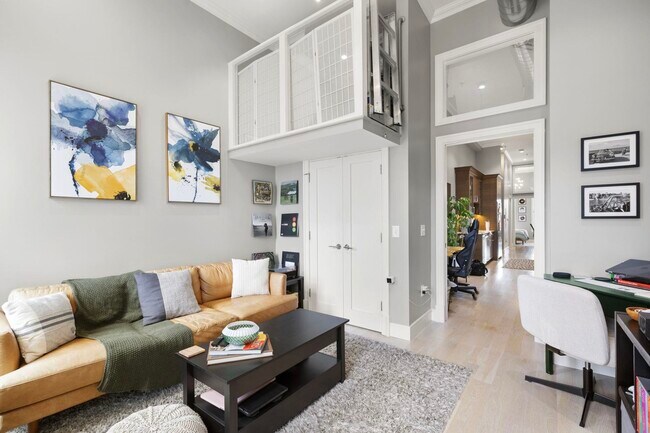 Building Photo - 313 Washington St