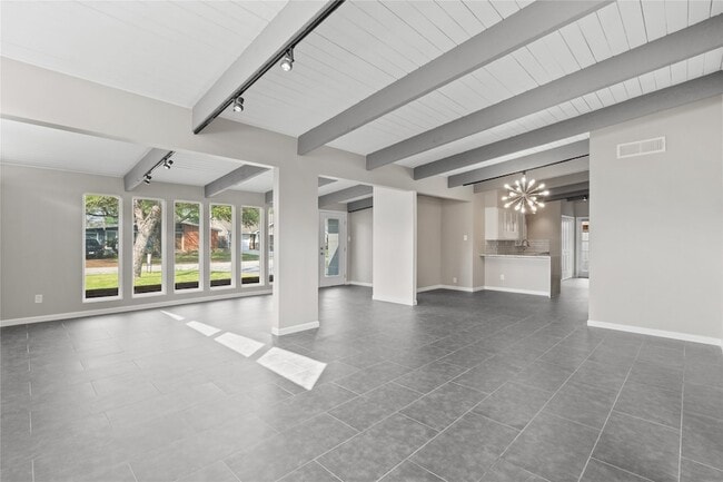 Building Photo - 5001 Nina Lee Ln