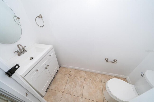 Building Photo - 3135 Enclave Ct