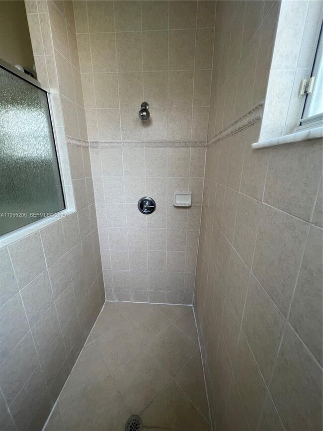 Building Photo - 15389 SW 90th Terrace