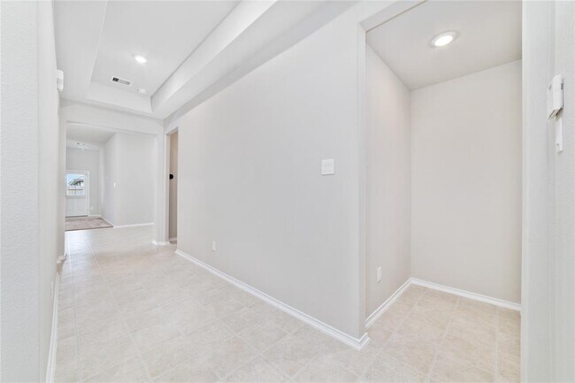 Building Photo - 20231 Moonlight Falls Ct