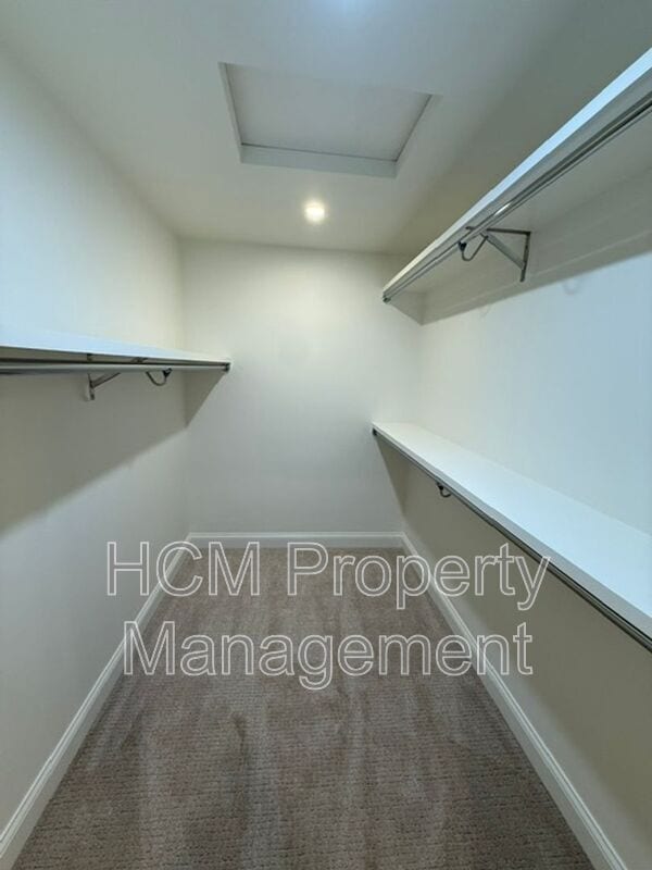 Building Photo - 3328 Paseo Halcon